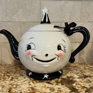 Johanna Parker Carnival Cottage Teapot